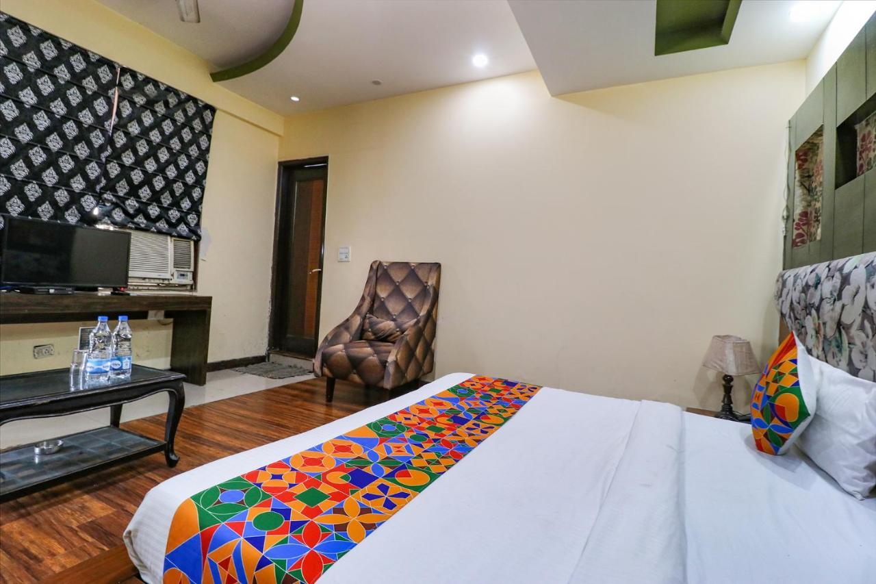 Staybook Hotel Aira New Delhi Railway Station Paharganj Nova Deli Exterior foto